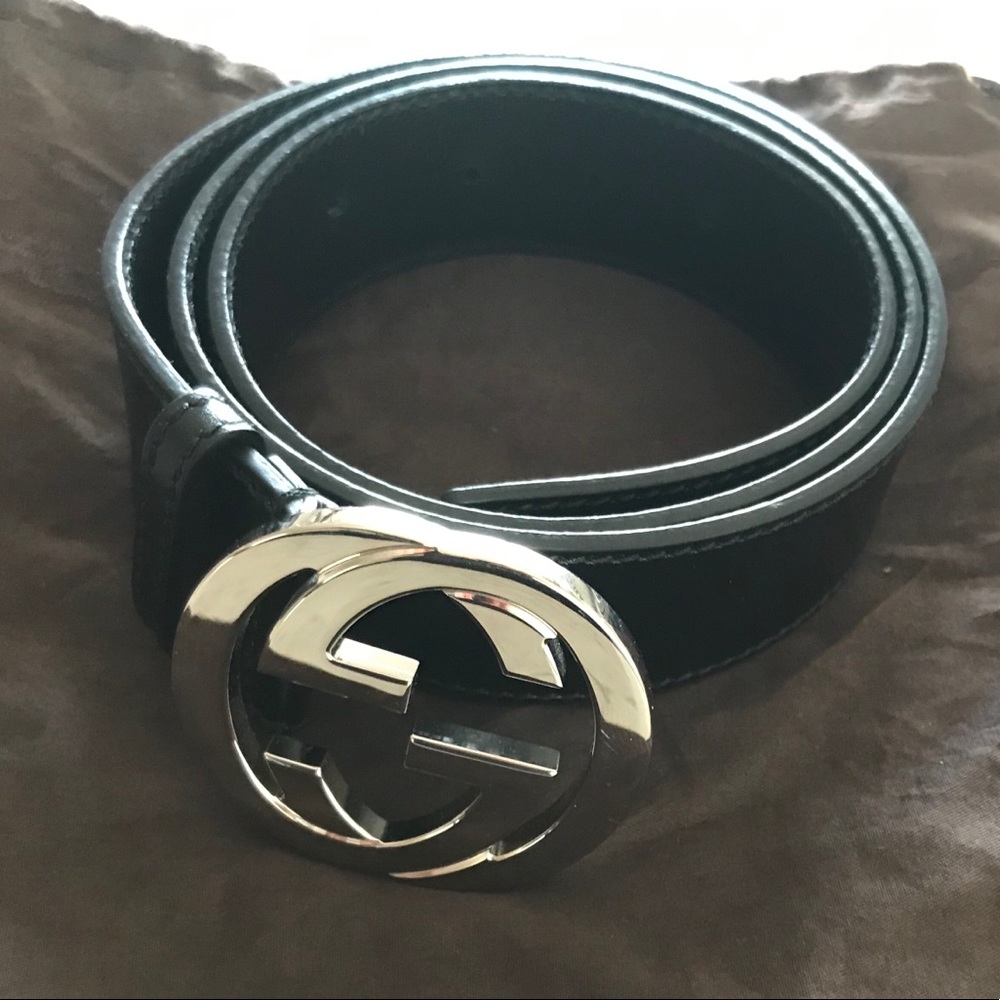 Leather black belt with interlocking G